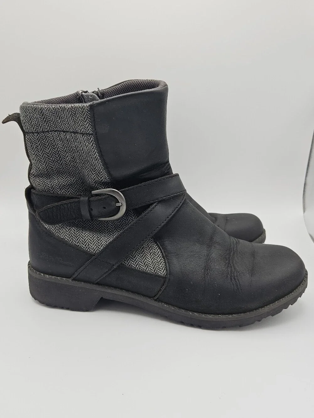 Eddie Bauer Covey 2.0 black and gray herringbone boots size 7